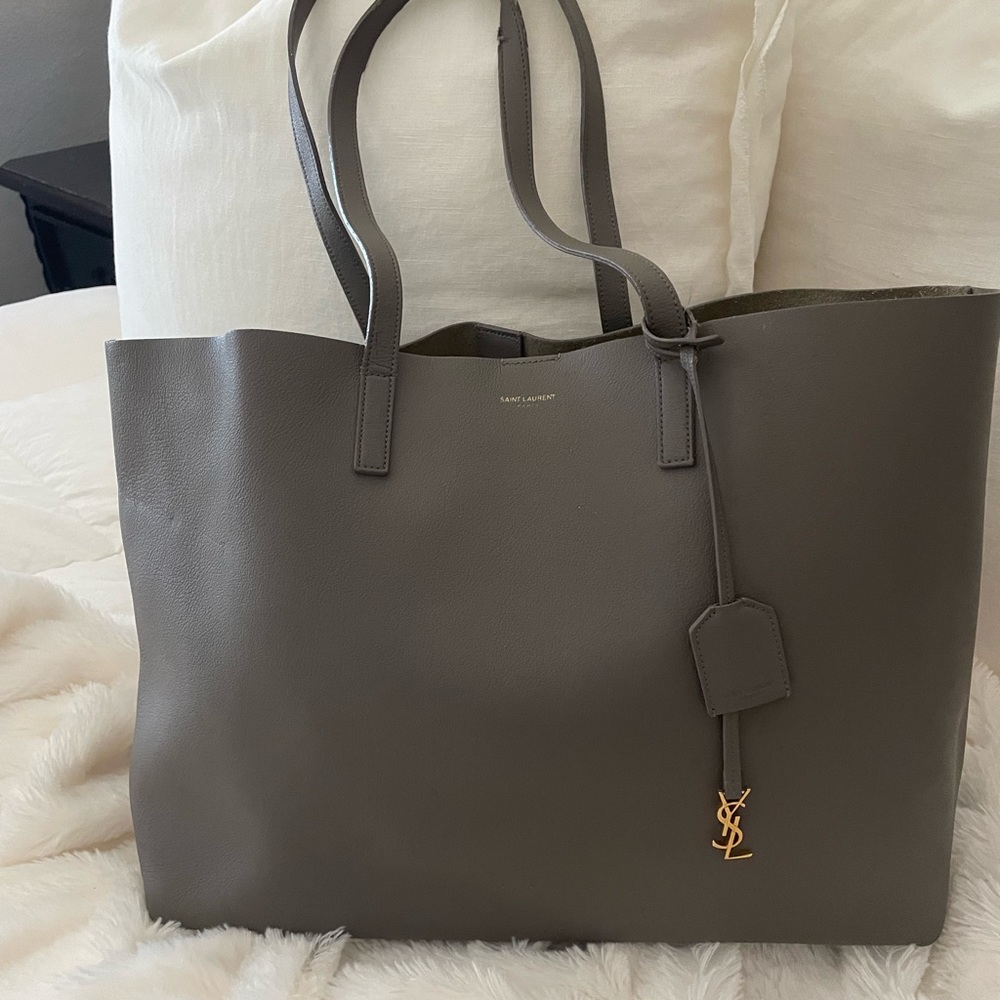 Saint Laurent E/W Tote